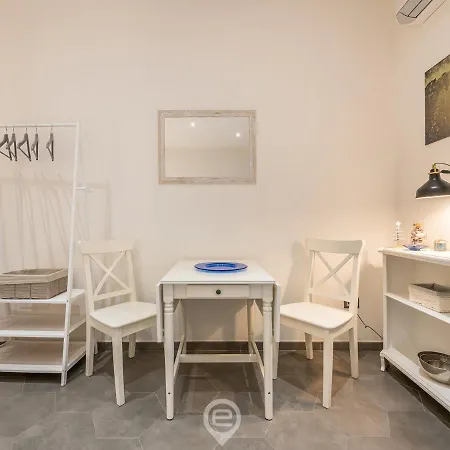 Studio 74 - City Centre דירה